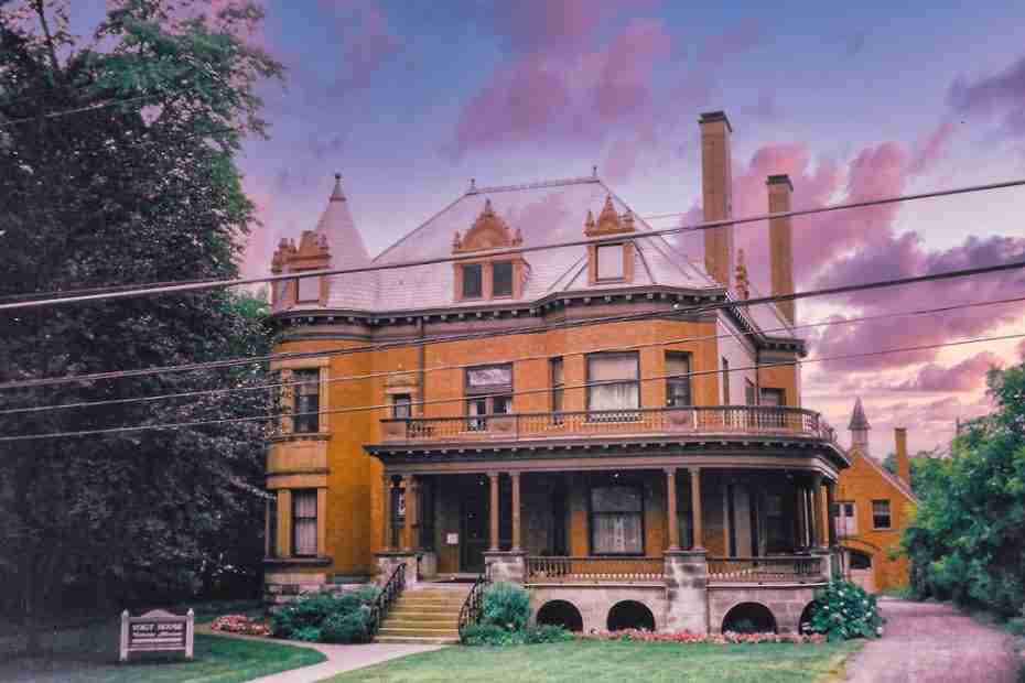 grand rapids michigan, things to do, voigt house